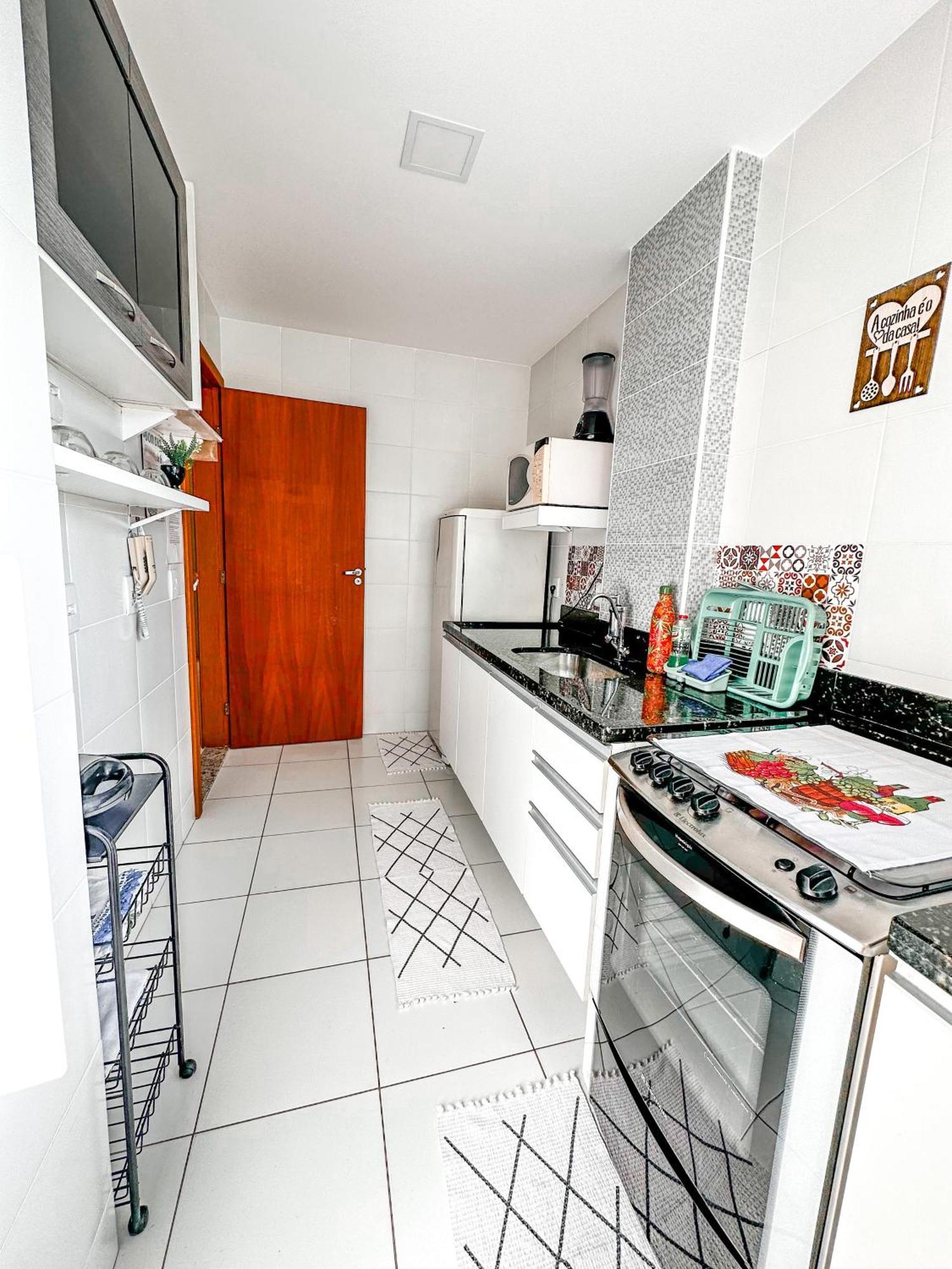 Apt na Praia do Morro,2 quadras do mar,com Garagem Guarapari Exterior foto
